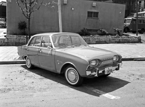 (05-7b)(094-65) 1960-64 Ford taunus 17M 4dr Limousine.jpg